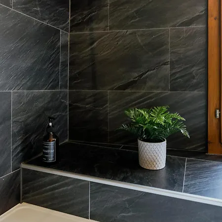 شقة Mountain View Near Brienz With Hot Tub & Free Parking *