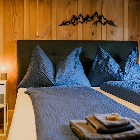 Mountain View Near Brienz With Hot Tub & Free Parking