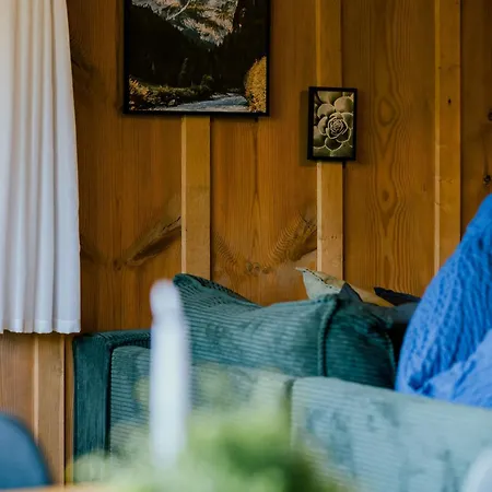 Mountain View Near Brienz With Hot Tub & Free Parking