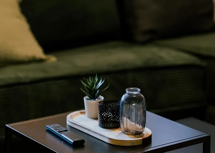 Mountain View Near Brienz With Hot Tub & Free Parking 公寓