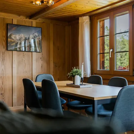 Mountain View Near Brienz With Hot Tub & Free Parking *