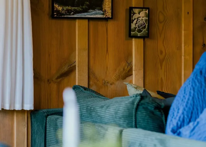 Mountain View Near Brienz With Hot Tub & Free Parking